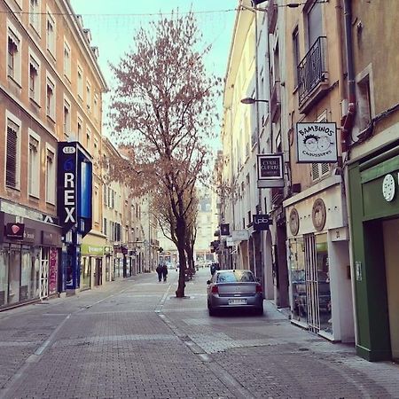 Appartement Cosy Dans Les Rues Pietonnes Γκρενόμπλ Εξωτερικό φωτογραφία